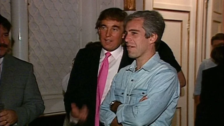 Por supuesto que Trump sabía de las chicas”, afirmó Epstein