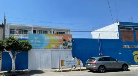 Investigan “cuarto oscuro” al interior de una escuela en Puebla