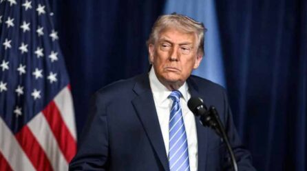 Presume Donald Trump “control completo” sobre el Estrecho de Ormuz